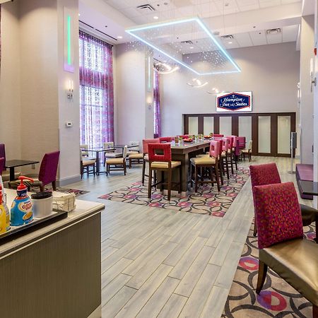 Hampton Inn & Suites Dublin Exterior photo