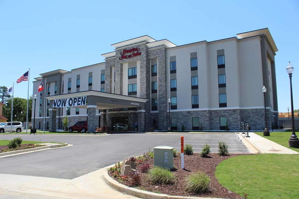 Hampton Inn & Suites Dublin Exterior photo